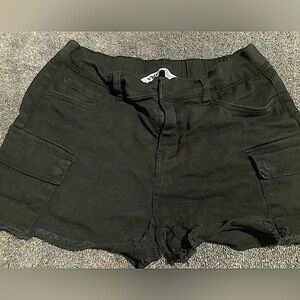 YMI Girls Kids Size 16 high-rise cargo shorts